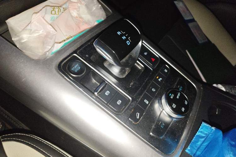 Used Denza X 2020 PHEV Sport Edition Gear Lever