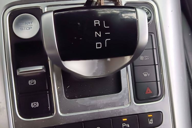 Used Denza X 2020 PHEV Flagship Edition Gear Lever