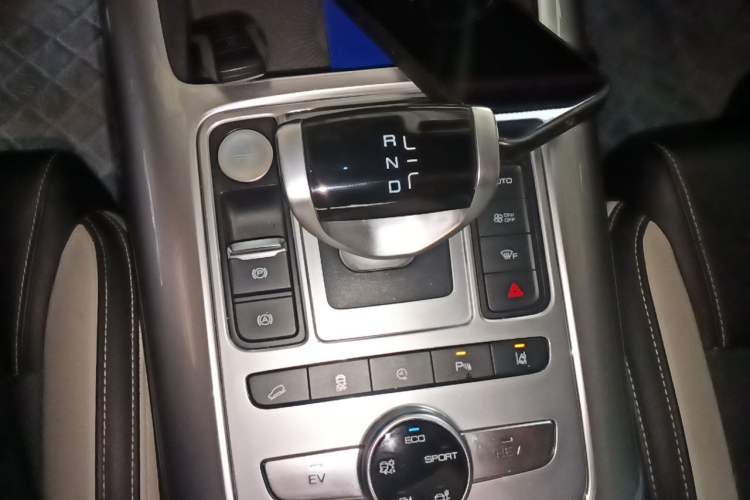 Used Denza X 2020 PHEV Sport Edition Gear Lever