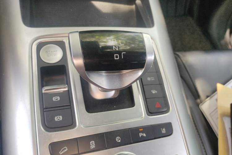 Used Denza X 2020 PHEV Sport Edition Gear Lever
