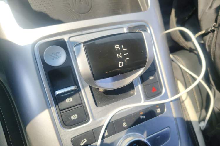 Used Denza X 2020 PHEV Sport Edition Gear Lever