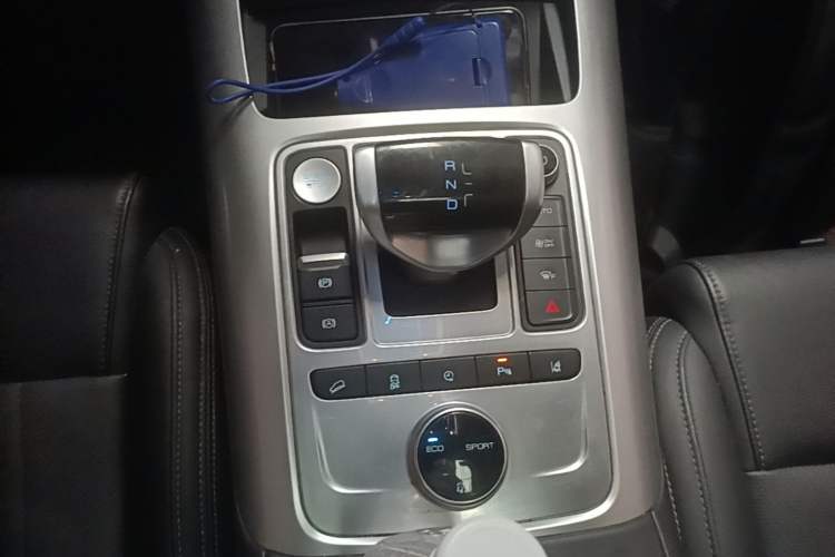 Used Denza X 2020 Pure Electric Classic Edition Gear Lever