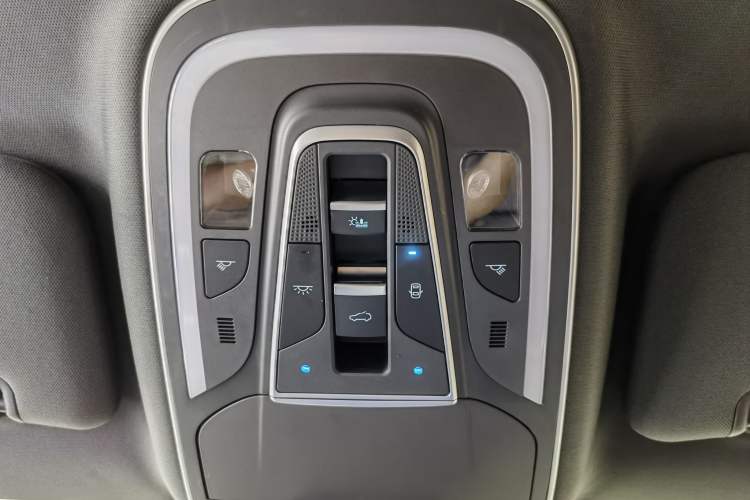 Used Denza X 2020 PHEV Flagship Edition Interior 12
