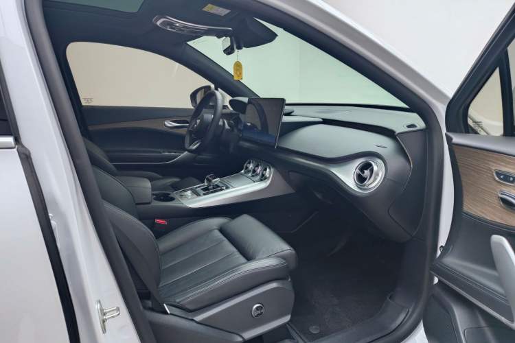 Used Denza X 2020 PHEV Flagship Edition Interior 4