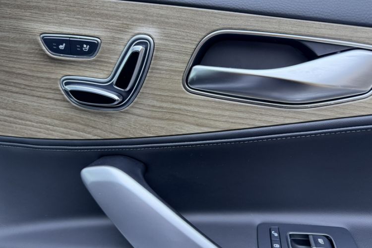 Used Denza X 2020 PHEV Flagship Edition Interior 8