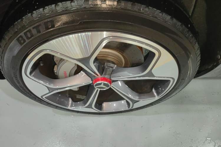 Used Denza X 2020 PHEV Flagship Edition Left Front Wheel Hub