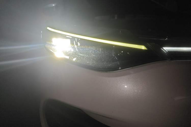 Used Denza X 2020 PHEV Flagship Edition Right Front Headlight