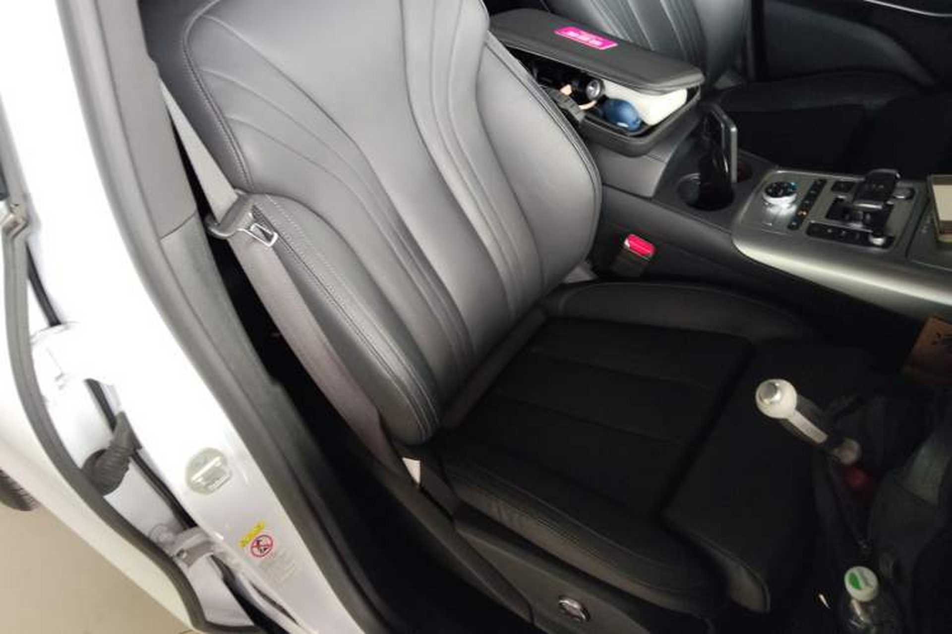 Used Denza X 2020 PHEV Flagship Edition Right Front Seat