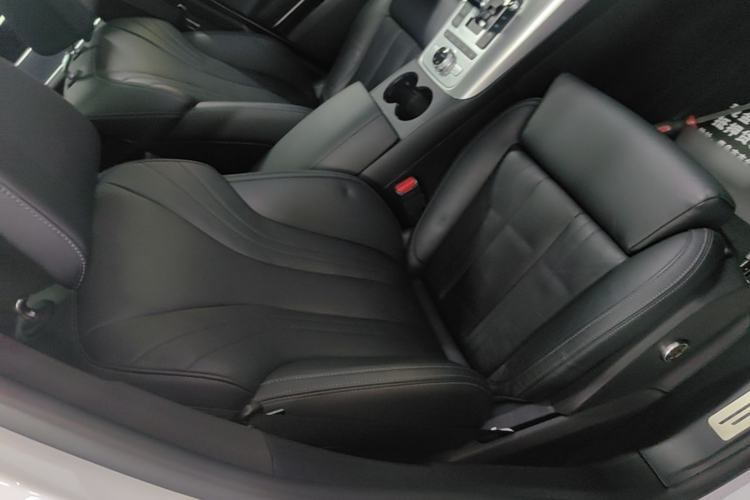 Used Denza X 2020 PHEV Flagship Edition Right Front Seat