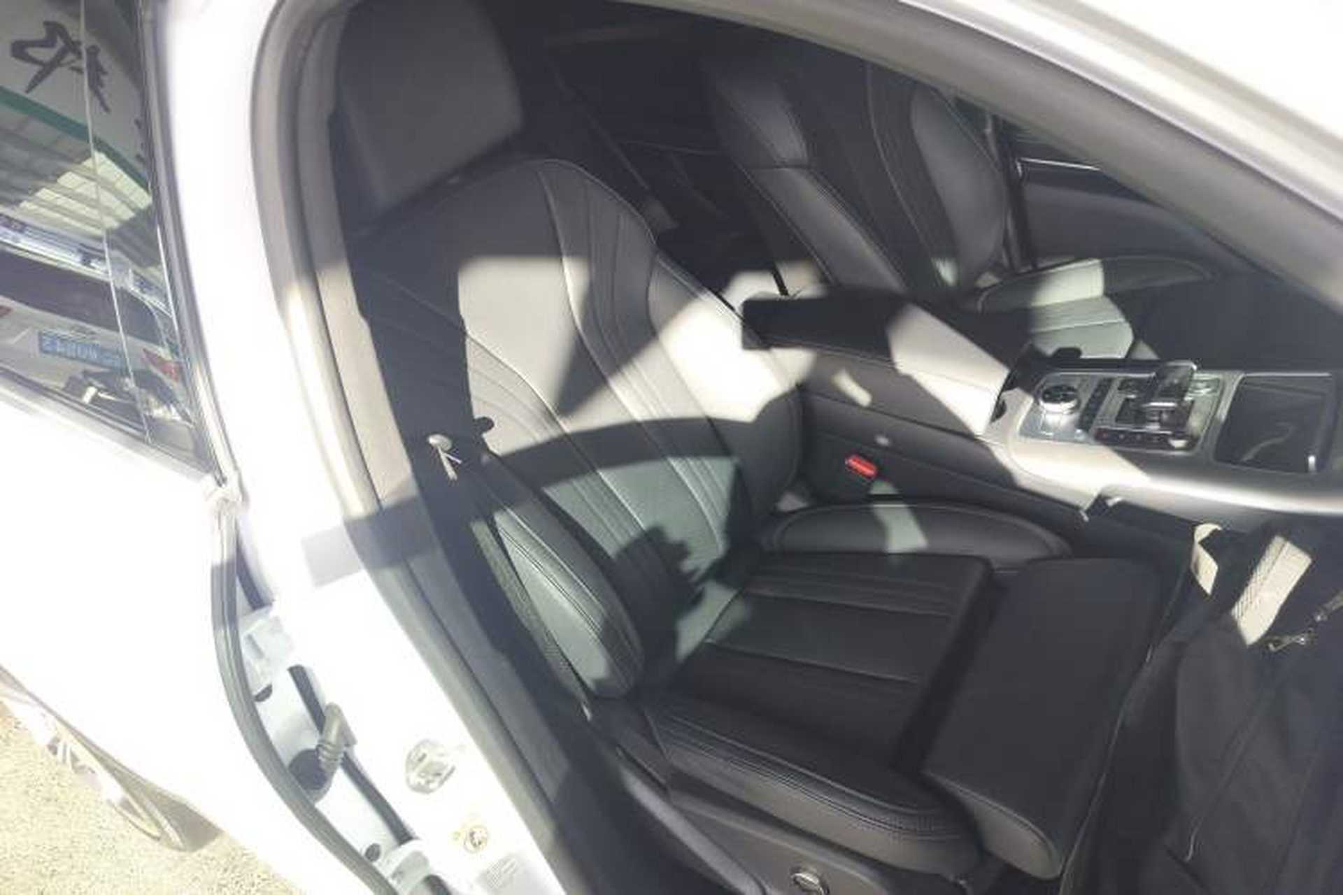 Used Denza X 2020 PHEV Flagship Edition Right Front Seat