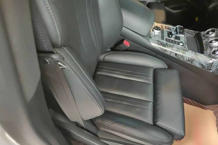 Used Denza X 2020 PHEV Flagship Edition Right Front Seat
