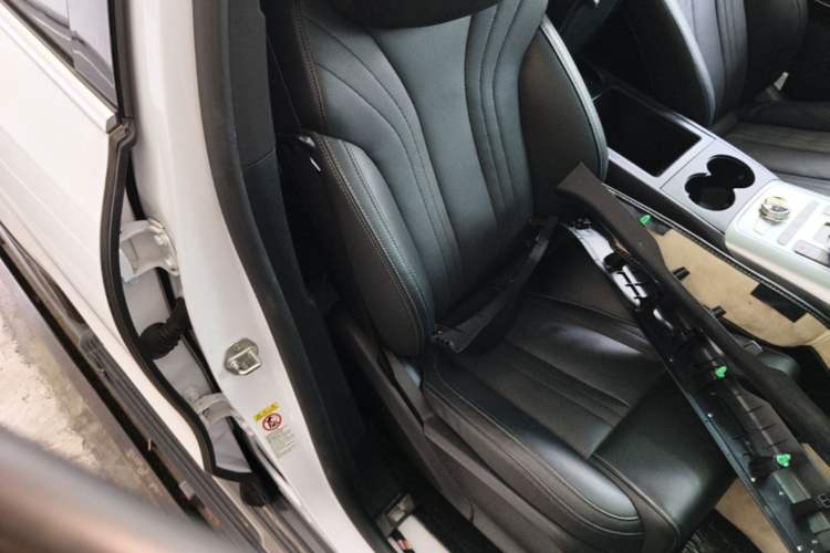 Used Denza X 2020 PHEV Classic Edition Right Front Seat