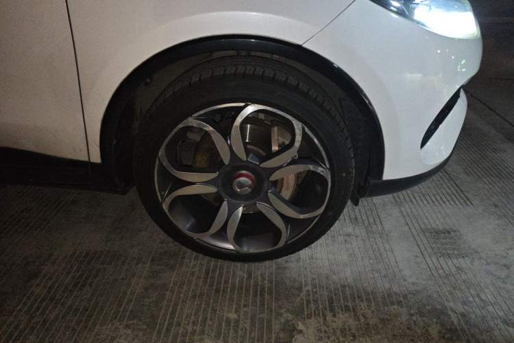 Used Denza X 2020 PHEV Sport Edition Right Front Wheel Hub