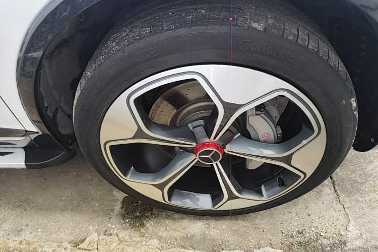 Used Denza X 2020 PHEV Flagship Edition Right Front Wheel Hub