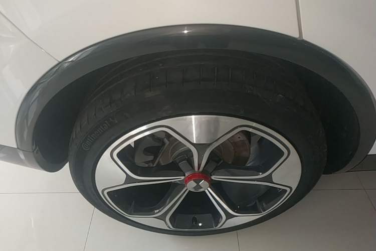 Used Denza X 2020 PHEV Flagship Edition Right Rear Wheel Hub