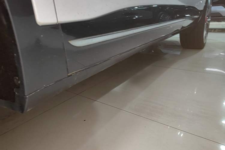 Used Denza X 2020 PHEV Flagship Edition Right Side Sill