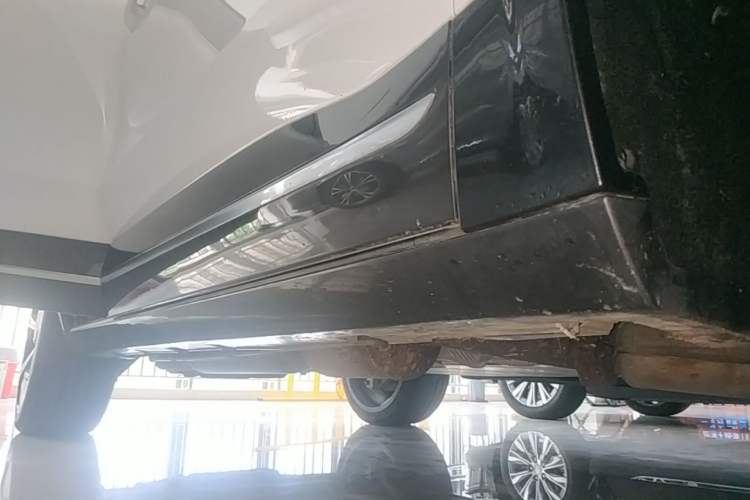 Used Denza X 2020 PHEV Flagship Edition Right Side Sill