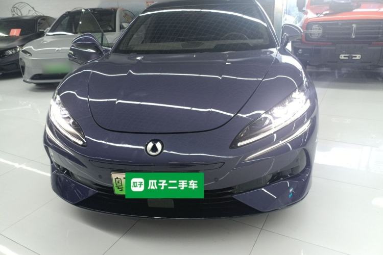 Used Denza Z9 2024 1100 km Four-Wheel Drive Max Version Front