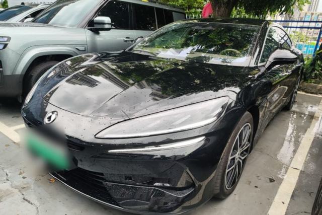Used Denza Z9 2024 1100 km Four-Wheel Drive Max Version
