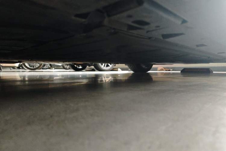 Used Denza Z9 2024 1100 km All-Wheel-Drive Ultra Version Chassis Front Left