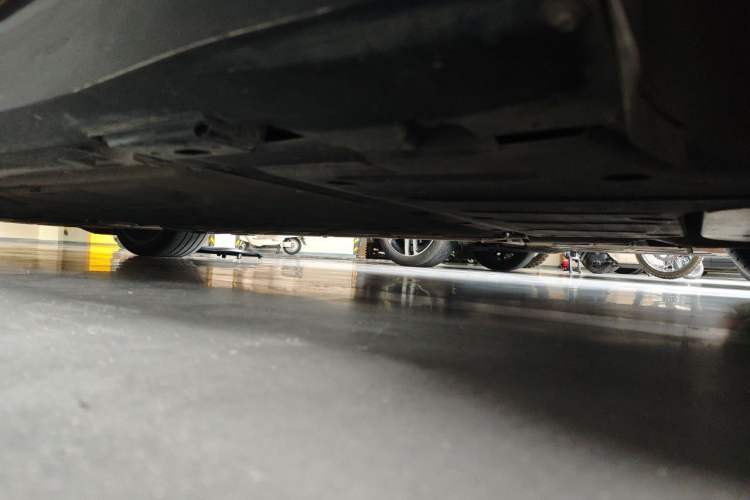 Used Denza Z9 2024 1100 km All-Wheel-Drive Ultra Version Chassis Rear Left