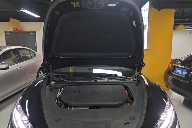 Used Denza Z9 2024 1100 km Four-Wheel Drive Max Version Engine Bay