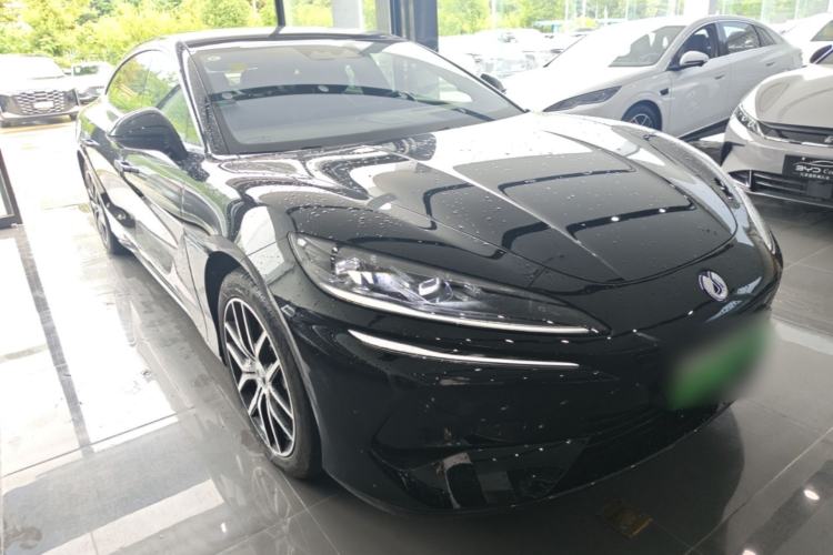 Used Denza Z9 2024 1100 km Four-Wheel Drive Max Version Exterior 1