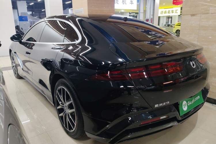 Used Denza Z9 2024 630 km All-Wheel Drive Max Version Exterior 3