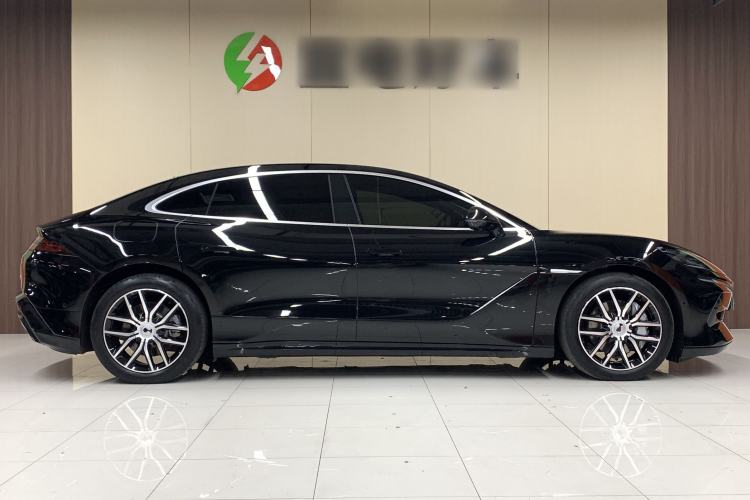 Used Denza Z9 2024 1100 km Four-Wheel Drive Max Version Exterior 3