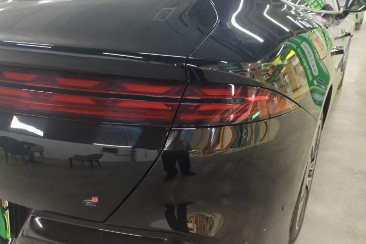 Used Denza Z9 2024 1100 km Four-Wheel Drive Max Version Exterior 3