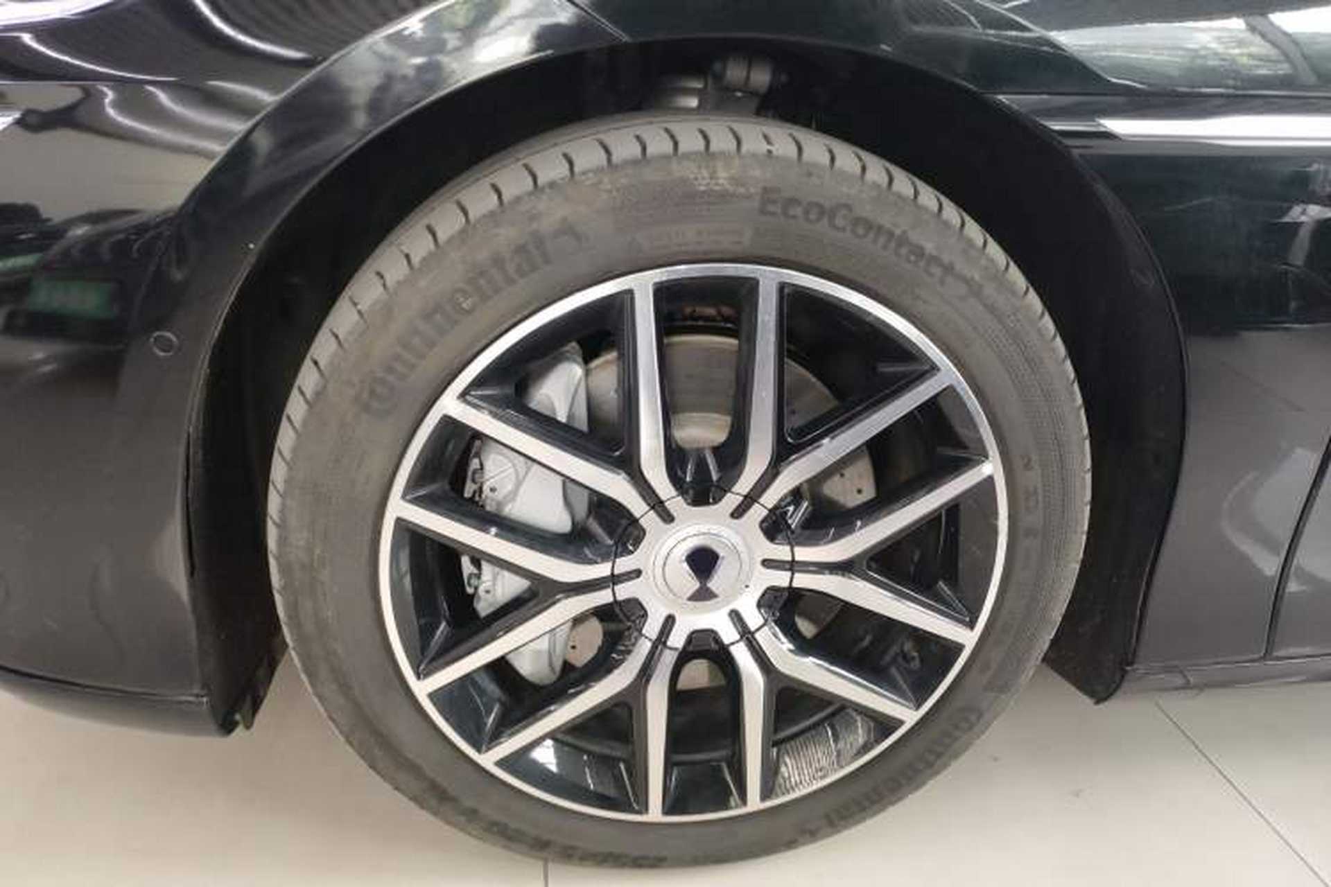 Used Denza Z9 2024 630 km All-Wheel Drive Max Version Exterior 4