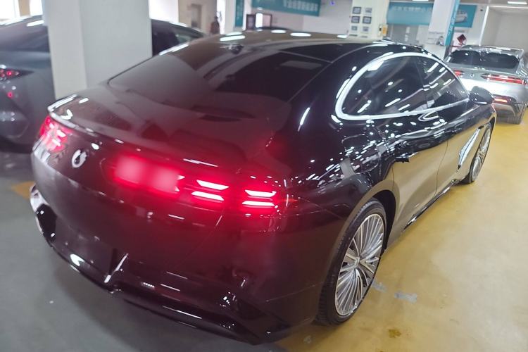 Used Denza Z9 2024 1100 km All-Wheel-Drive Ultra Version Exterior 5