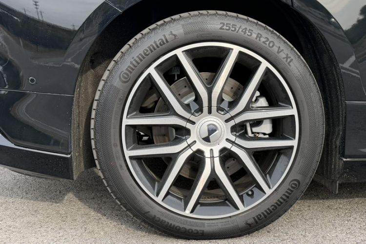 Used Denza Z9 2024 1100 km Four-Wheel Drive Max Version Exterior 8