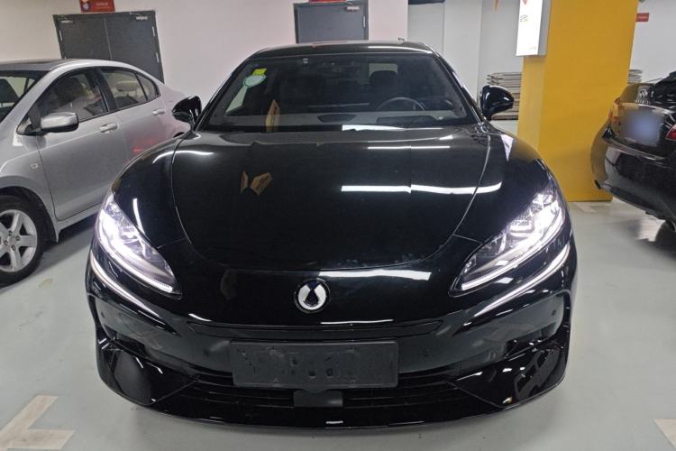 Used Denza Z9 2024 1100 km Four-Wheel Drive Max Version Front