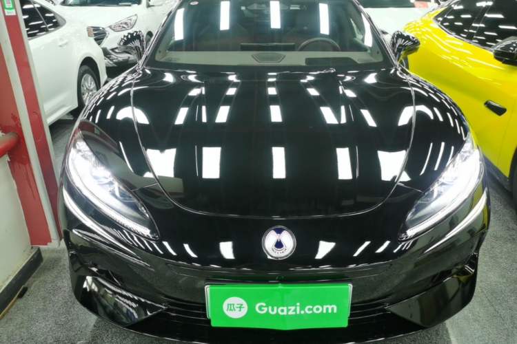 Used Denza Z9 2024 1100 km Four-Wheel Drive Max Version Front