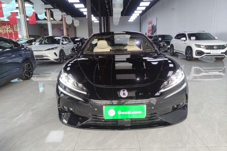Used Denza Z9 2024 1100 km Four-Wheel Drive Max Version Front