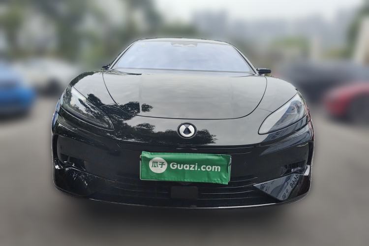 Used Denza Z9 2024 1100 km All-Wheel-Drive Ultra Version Front