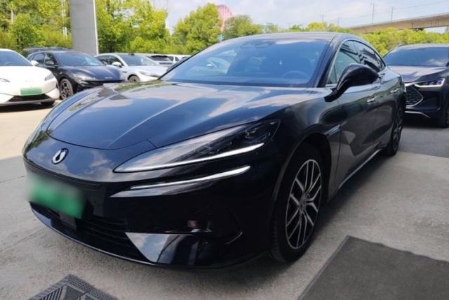 Used Denza Z9 2024 1100 km Four-Wheel Drive Max Version