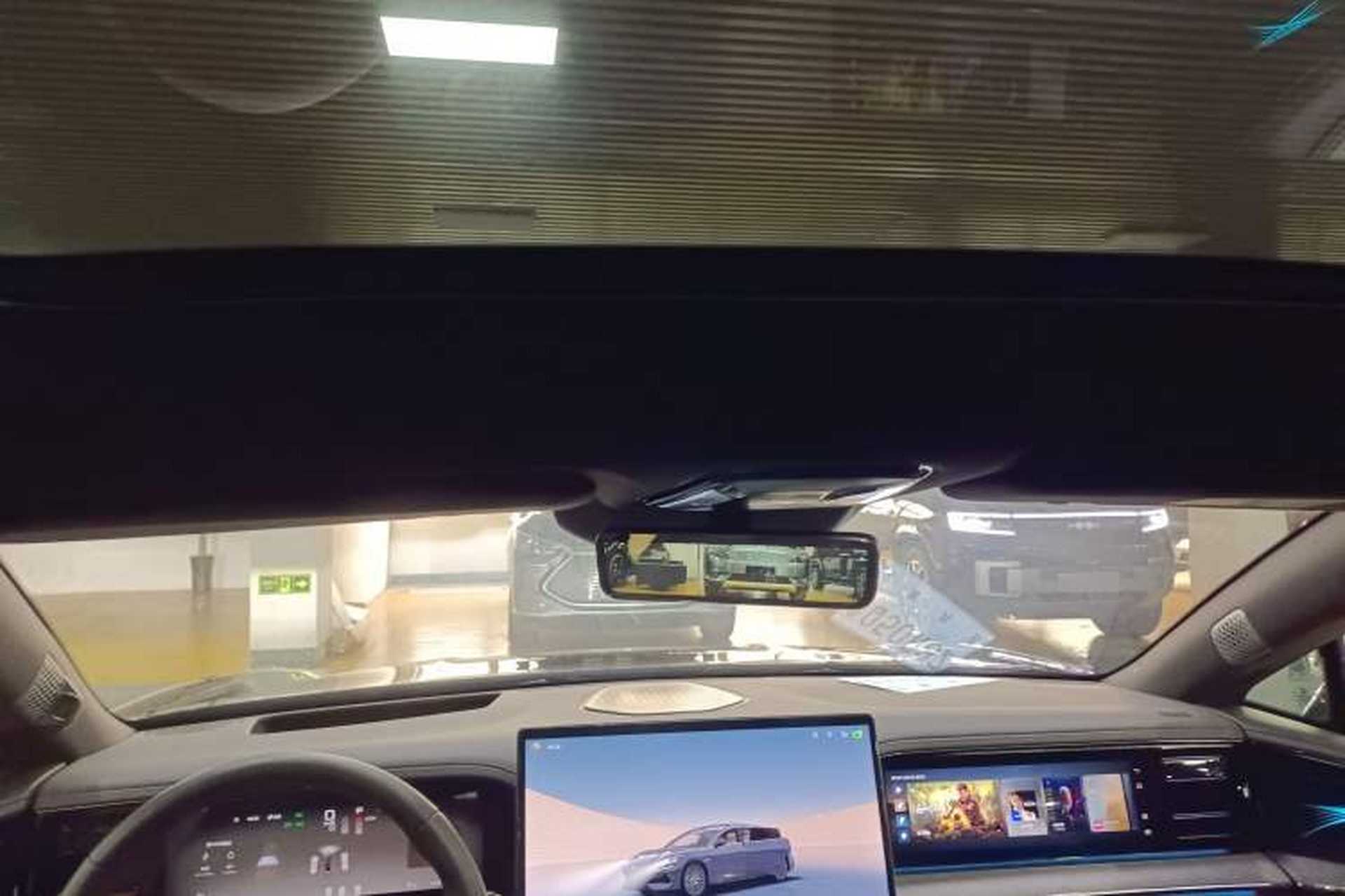 Used Denza Z9 2024 1100 km Four-Wheel Drive Max Version Headliner