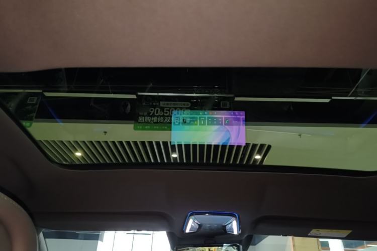 Used Denza Z9 2024 1100 km Four-Wheel Drive Max Version Headliner