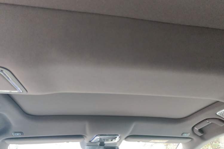 Used Denza Z9 2024 1100 km All-Wheel-Drive Ultra Version Headliner