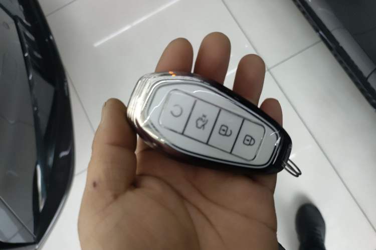 Used Denza Z9 2024 630 km All-Wheel Drive Max Version Interior 1