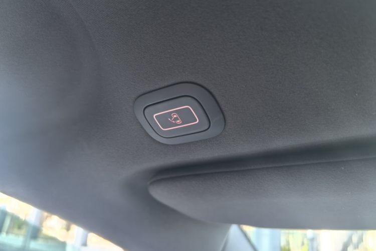 Used Denza Z9 2024 1100 km Four-Wheel Drive Max Version Interior 2