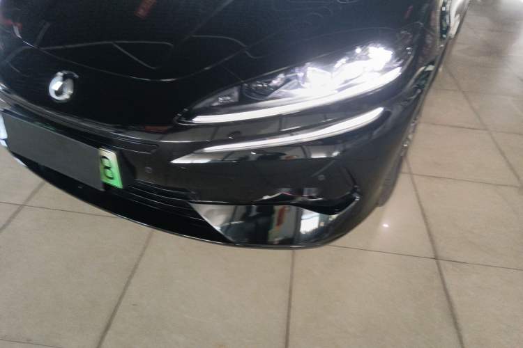 Used Denza Z9 2024 1100 km Four-Wheel Drive Max Version Left Front Headlight