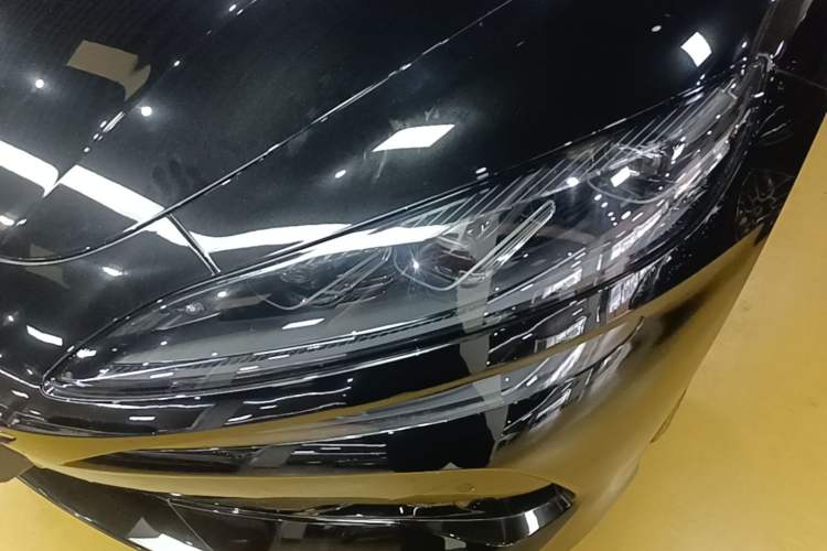 Used Denza Z9 2024 1100 km Four-Wheel Drive Max Version Left Front Headlight