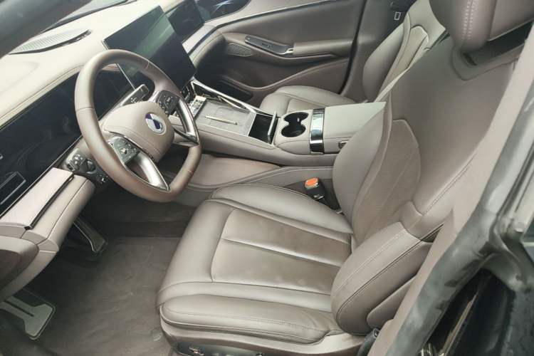 Used Denza Z9 2024 1100 km Four-Wheel Drive Max Version Left Front Seat