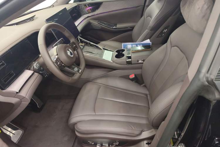 Used Denza Z9 2024 1100 km Four-Wheel Drive Max Version Left Front Seat