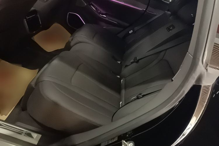 Used Denza Z9 2024 1100 km All-Wheel-Drive Ultra Version Left Rear Seat