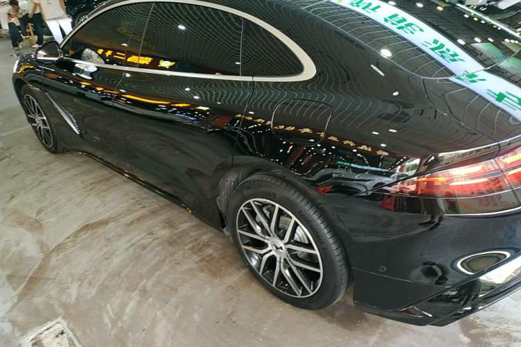 Used Denza Z9 2024 1100 km Four-Wheel Drive Pro Version Left Side