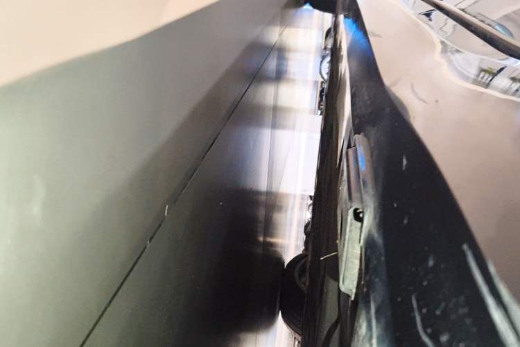 Used Denza Z9 2024 1100 km All-Wheel-Drive Ultra Version Left Side Sill